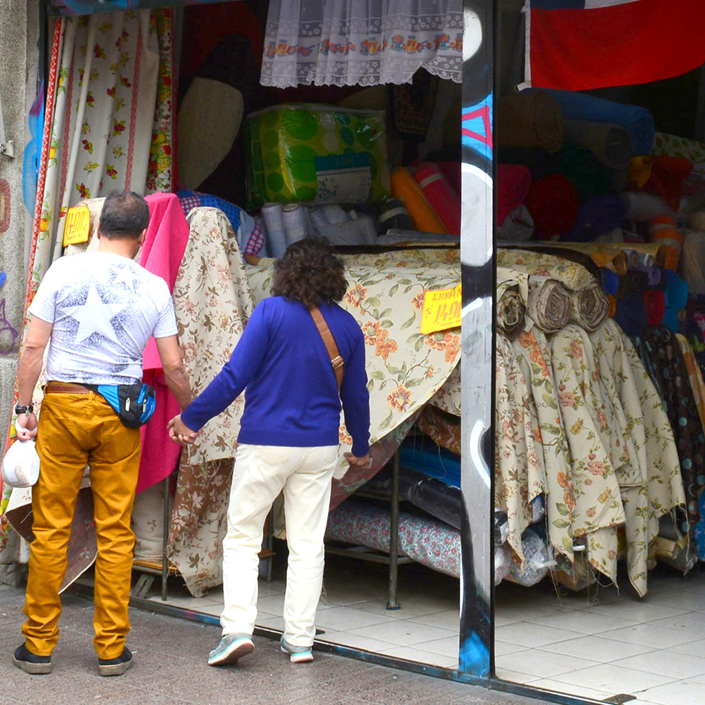 Sucursal Veratex 21 de Mayo 720 en Santiago Centro, tienda de telas, cortinas listas y a medida, espumas y accesorios para decoración del hogar