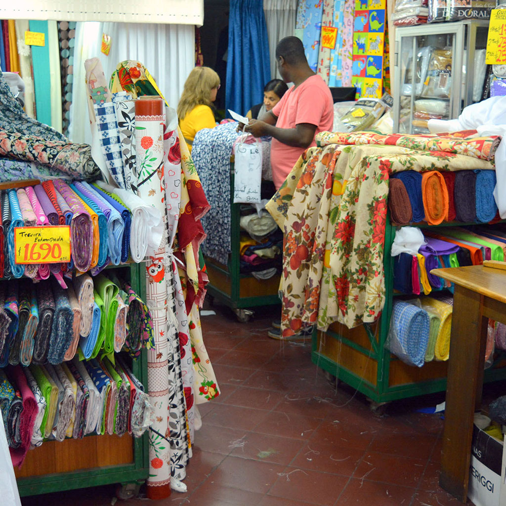 Sucursal Veratex San Ignacio 22 en Santiago, tienda de telas, cortinas a medida, rollers, espumas y artículos de decoración para el hogar