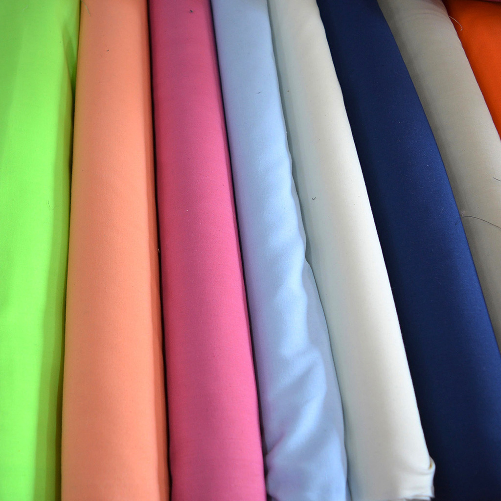 Tela popelina de 1,50 m de ancho, ligera, suave y versátil para vestuario, Veratex Santiago