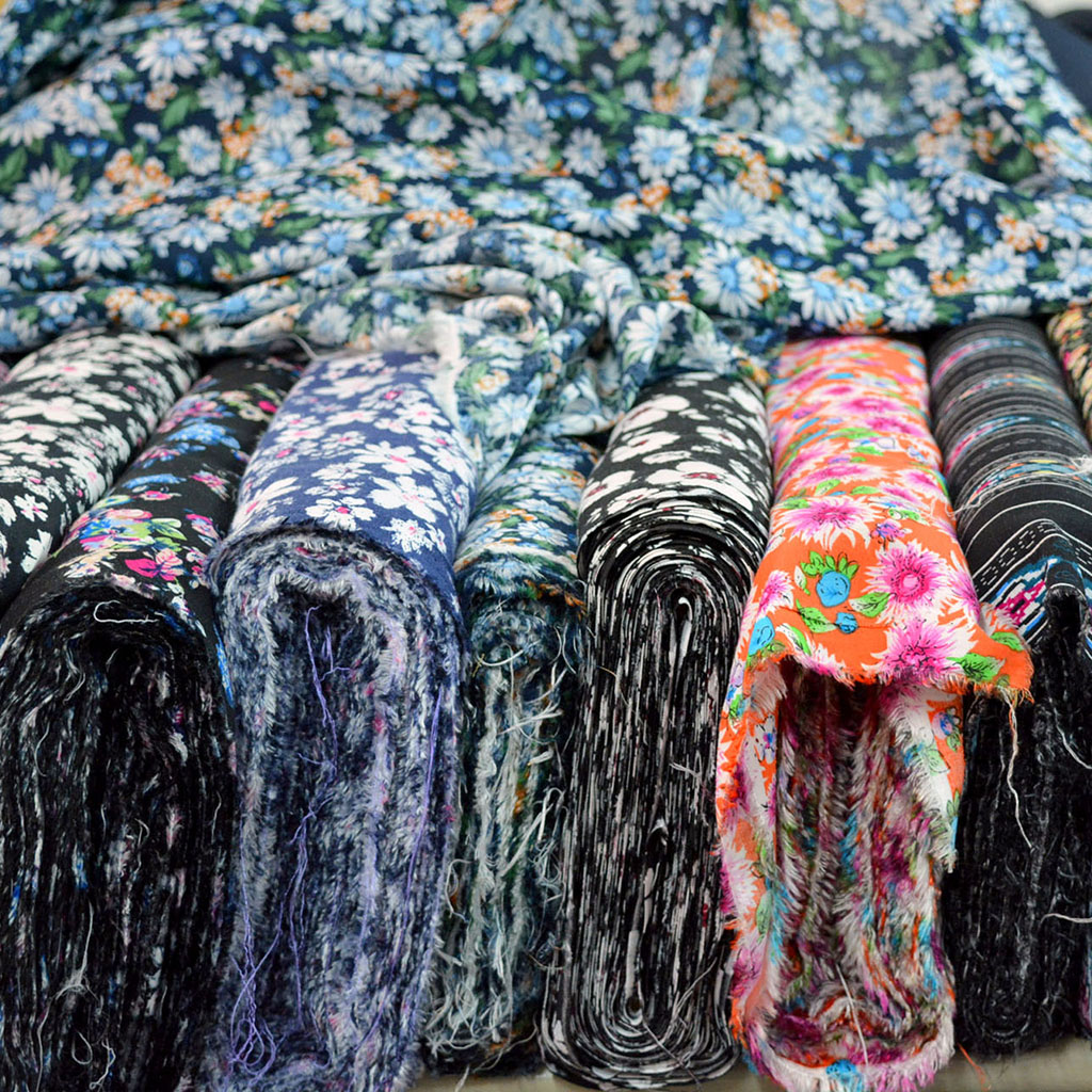 Tela viscosa estampada de 1,50 metros de ancho, fresca y ligera para vestuario, Veratex Santiago